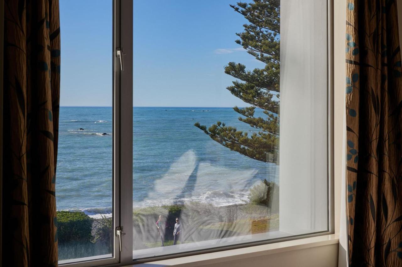 Waves On The Esplanade Apartman Kaikoura Kültér fotó