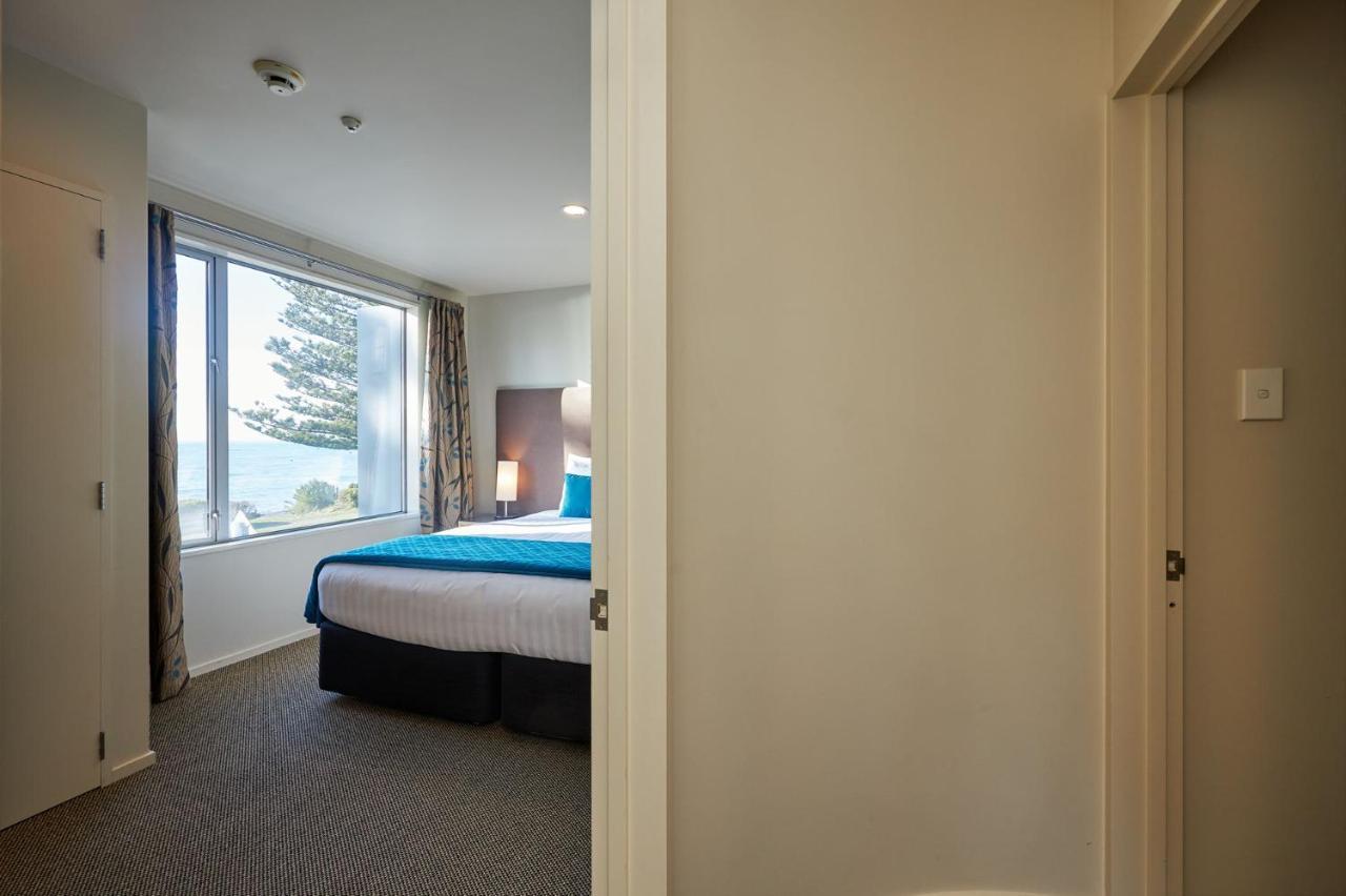 Waves On The Esplanade Apartman Kaikoura Kültér fotó